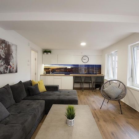 St.Sava Apartment Belgrado Esterno foto