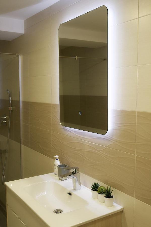 St.Sava Apartment Belgrado Esterno foto